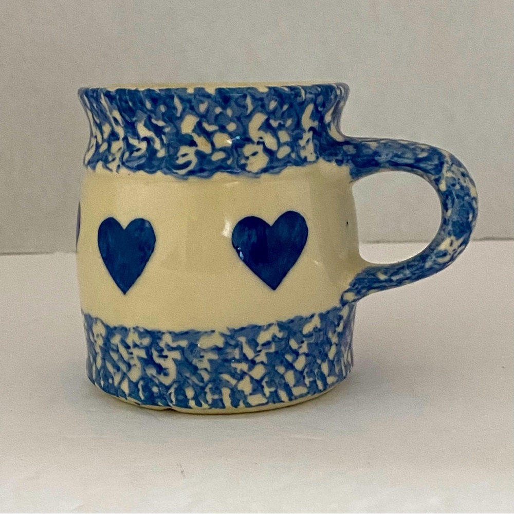 Roseville pottery coffee mug hearts blue